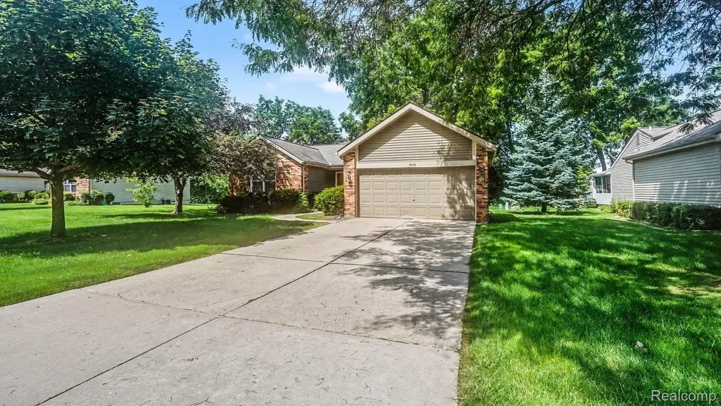 19405 Cardene Way Northville Township MI 48167