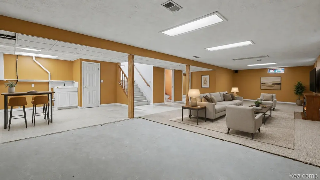 19405 Cardene Way Northville Township MI 48167