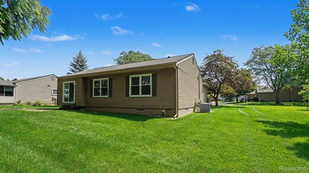 19405 Cardene Way Northville Township MI 48167