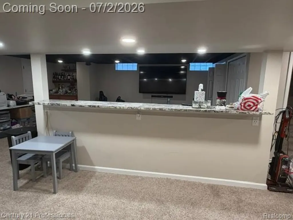 3964 Grindley Park Street Dearborn Heights City MI 48125