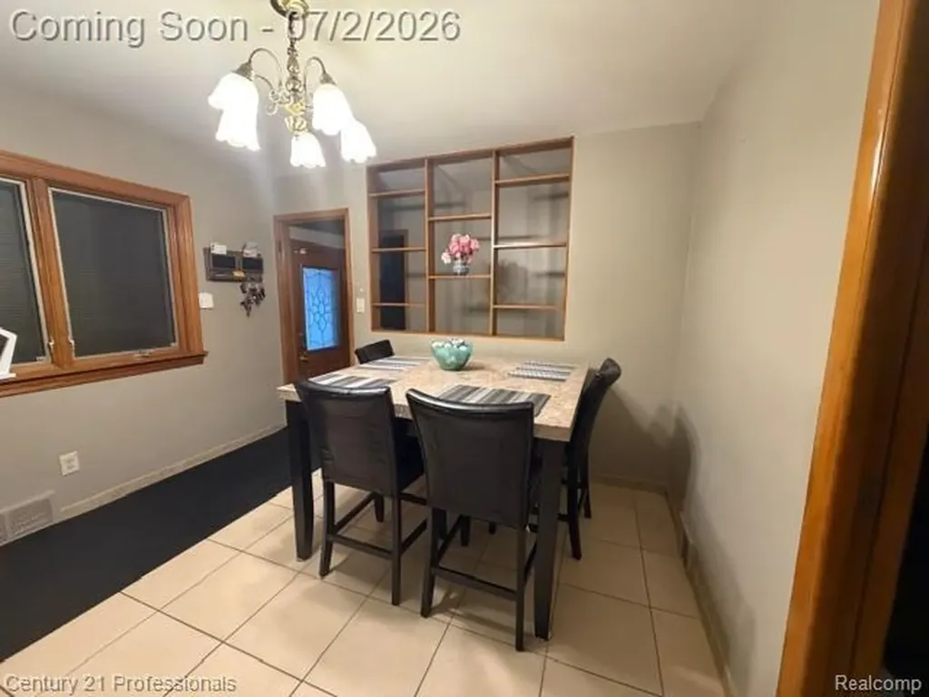 3964 Grindley Park Street Dearborn Heights City MI 48125