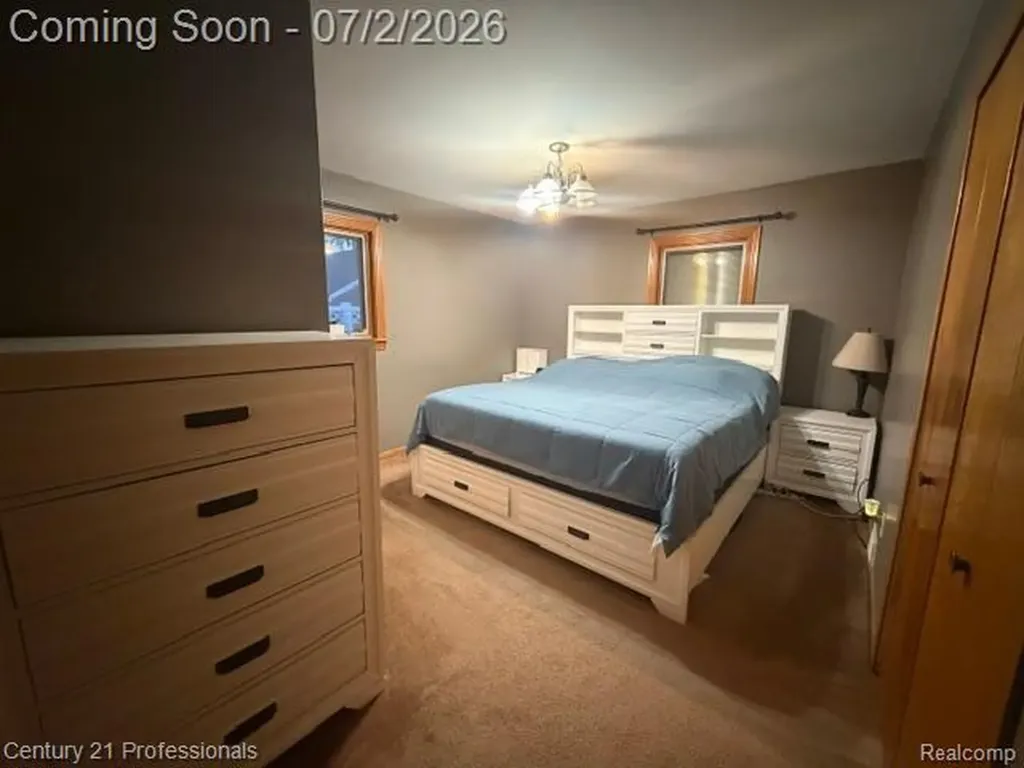 3964 Grindley Park Street Dearborn Heights City MI 48125