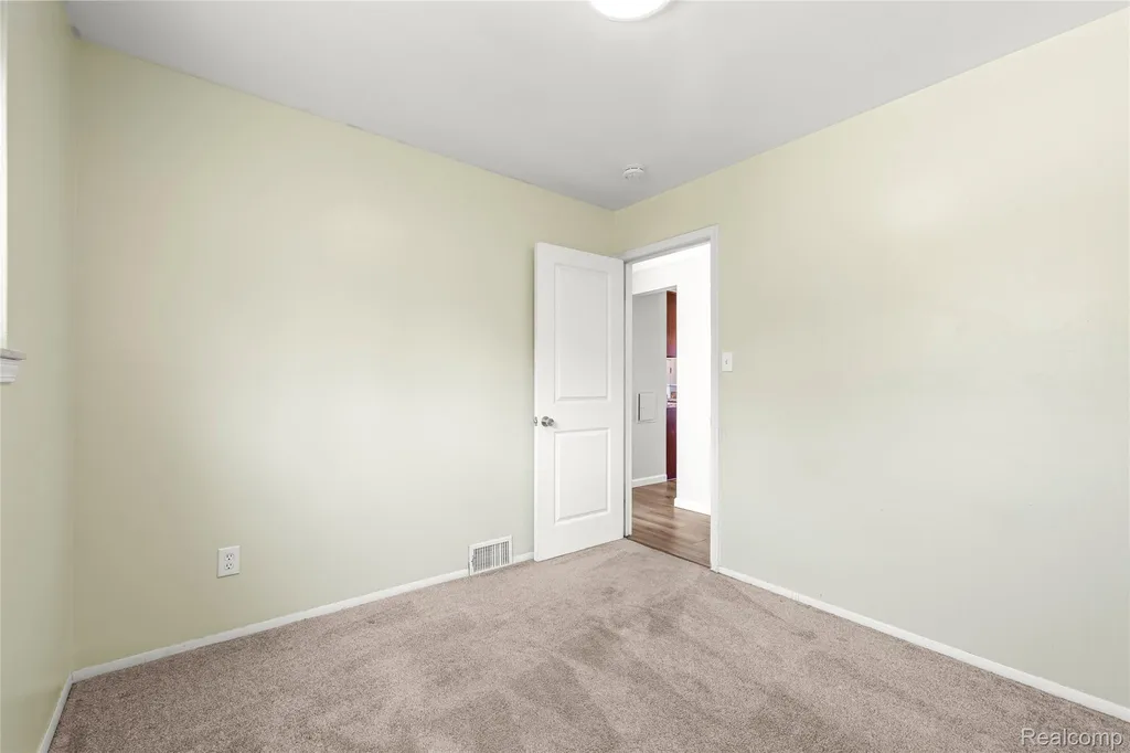 30853 Steinhauer Street Westland City MI 48186