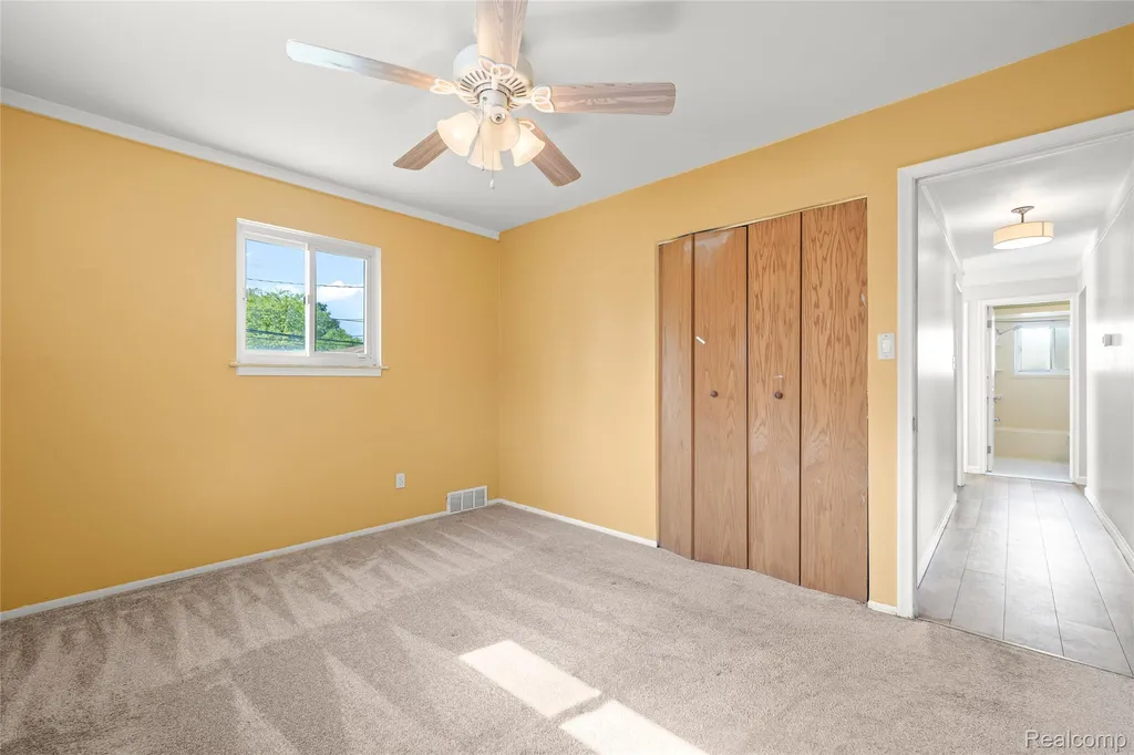 30853 Steinhauer Street Westland City MI 48186
