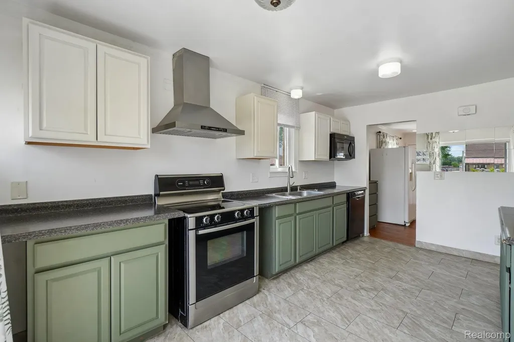8401 18 Mile Road Sterling Heights City MI 48313