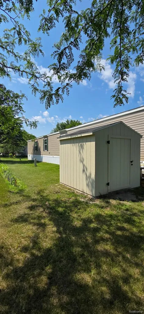 3300 Magnolia Court Midland City MI 48642