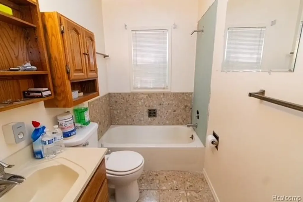 1401 Irene Avenue Flint City MI 48503