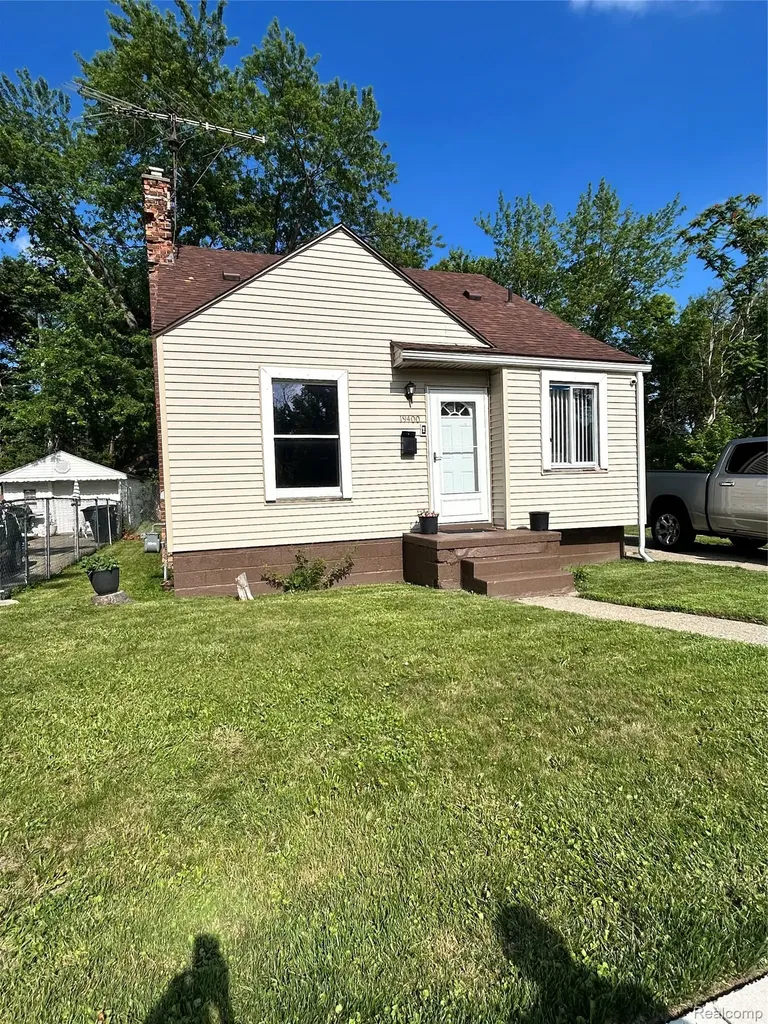 19400 Healy Street Detroit City MI 48234