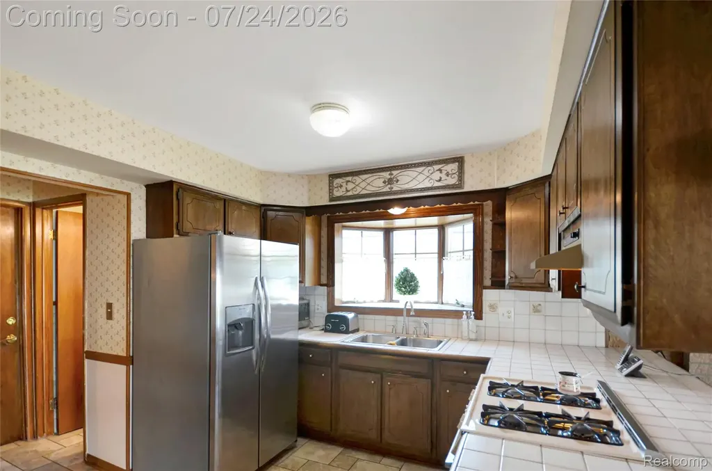 33633 Mina Drive Sterling Heights City MI 48312