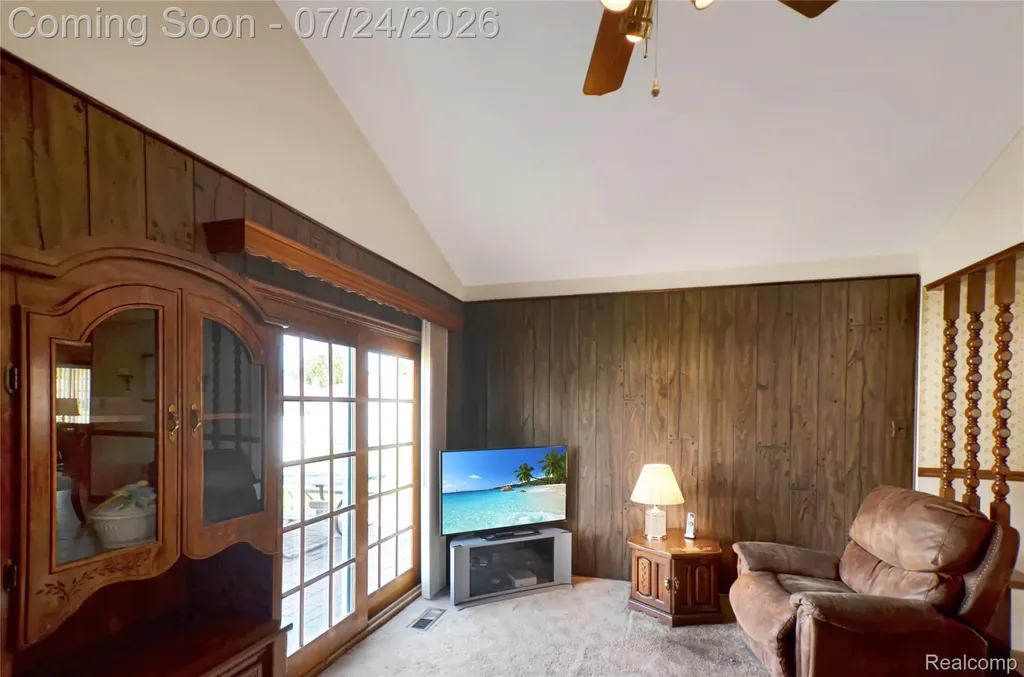 33633 Mina Drive Sterling Heights City MI 48312