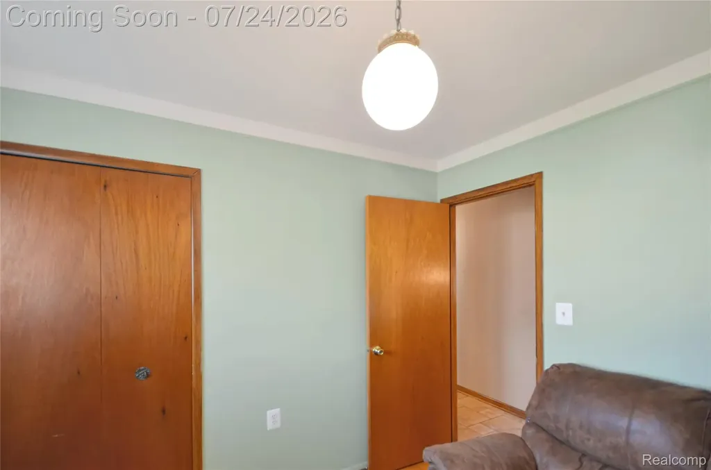 33633 Mina Drive Sterling Heights City MI 48312