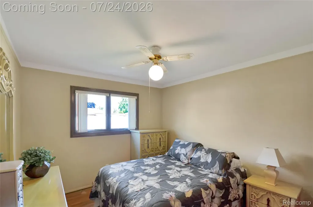 33633 Mina Drive Sterling Heights City MI 48312