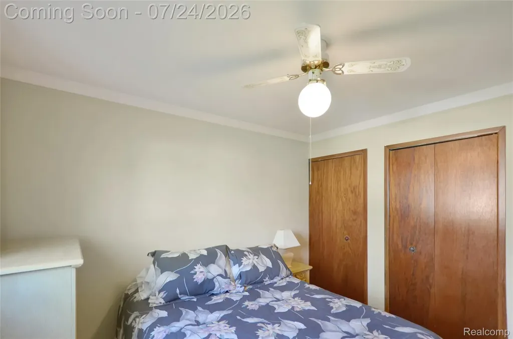 33633 Mina Drive Sterling Heights City MI 48312