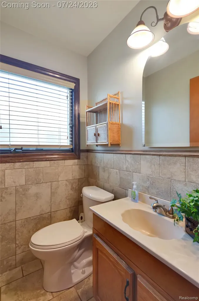 33633 Mina Drive Sterling Heights City MI 48312