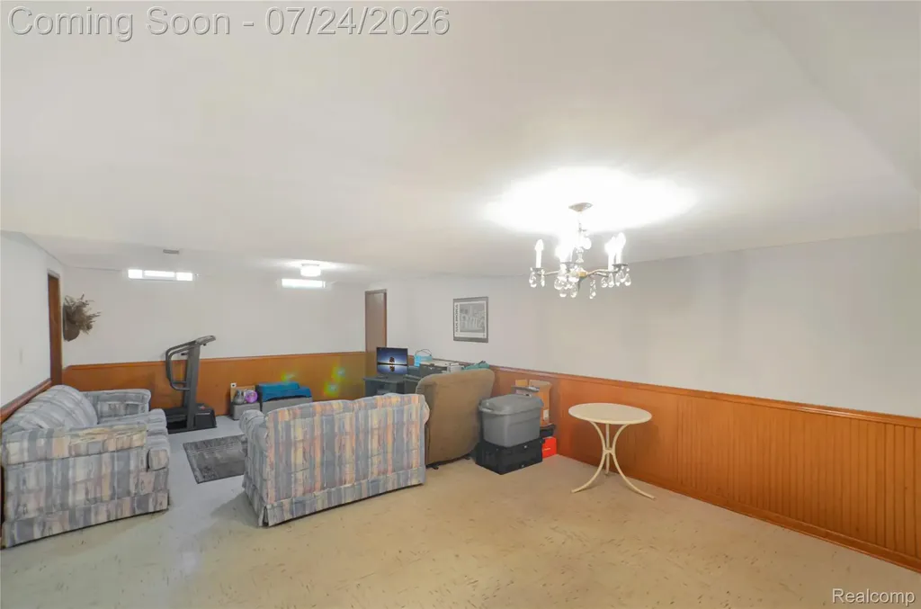 33633 Mina Drive Sterling Heights City MI 48312