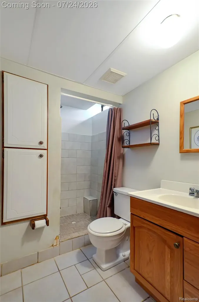 33633 Mina Drive Sterling Heights City MI 48312
