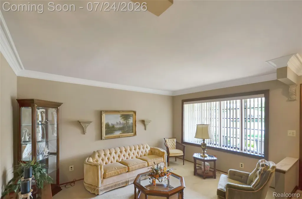 33633 Mina Drive Sterling Heights City MI 48312