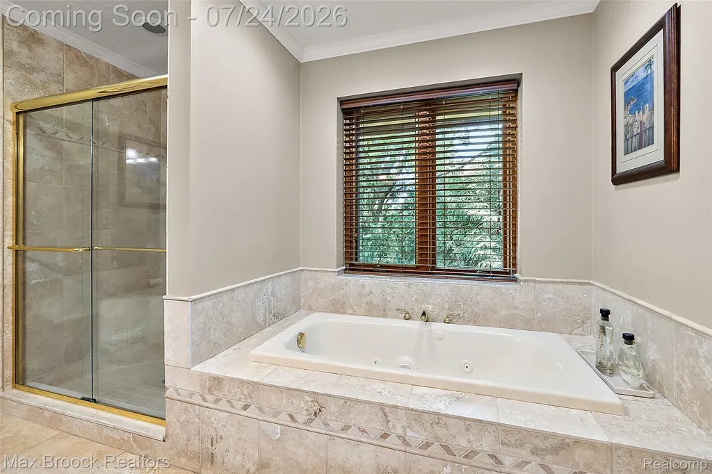 2445 Island View Drive West Bloomfield Charter Township MI 48324