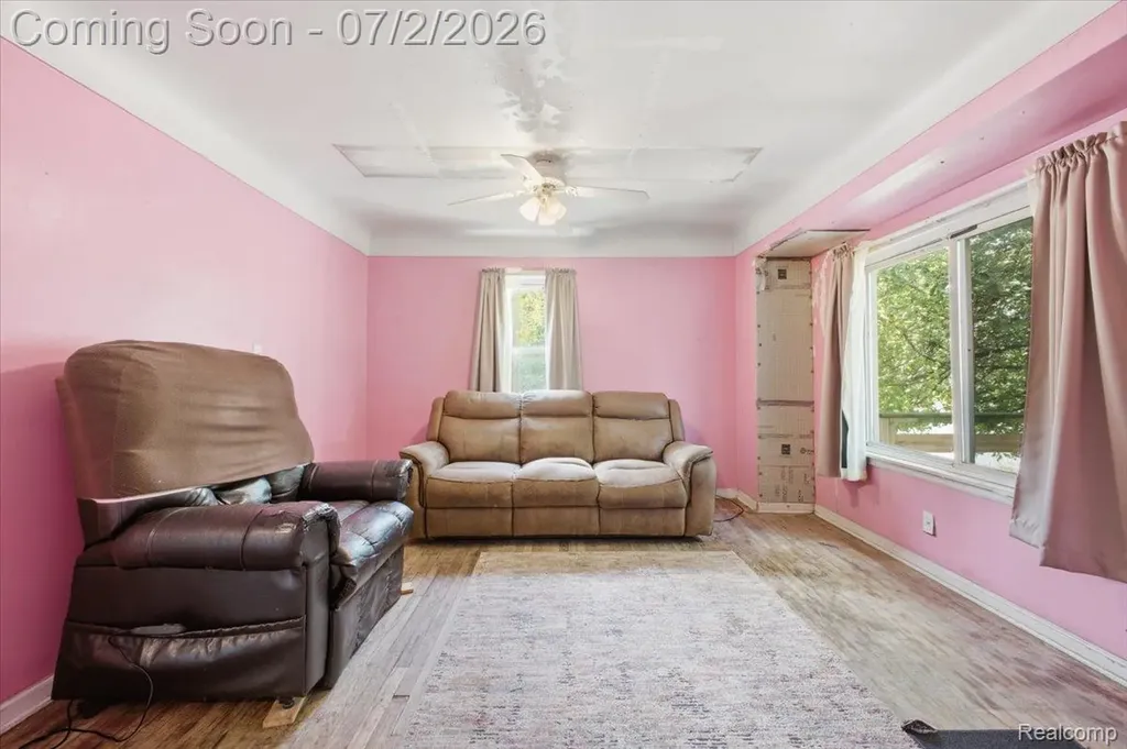 5202 Dupont Street Flint City MI 48505
