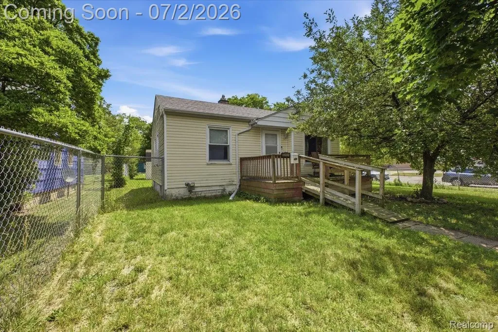 5202 Dupont Street Flint City MI 48505