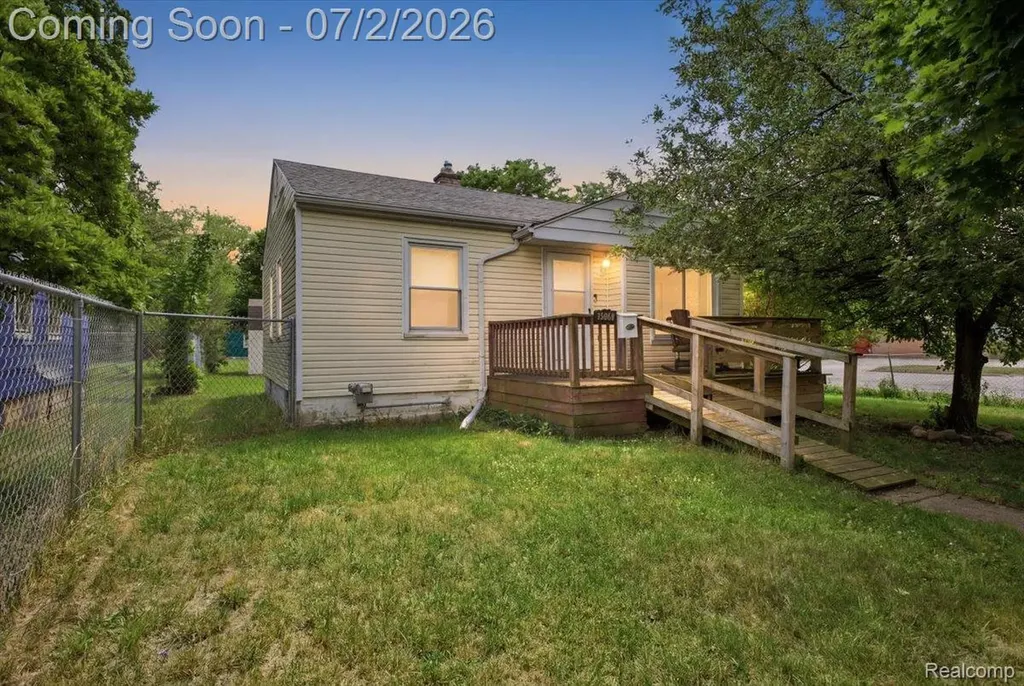 5202 Dupont Street Flint City MI 48505