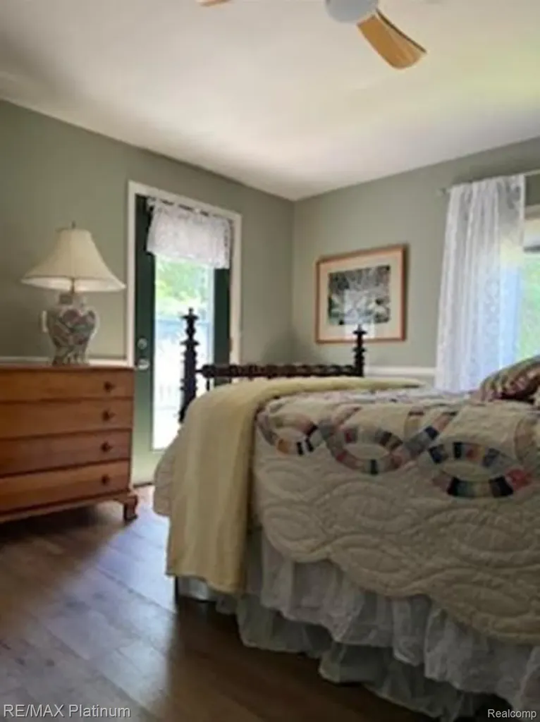 33090 East Side Drive Peaine Township MI 49782