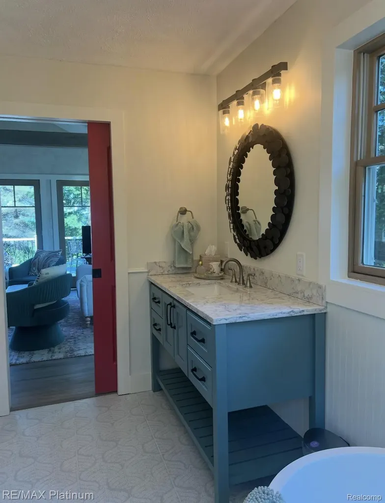 33090 East Side Drive Peaine Township MI 49782