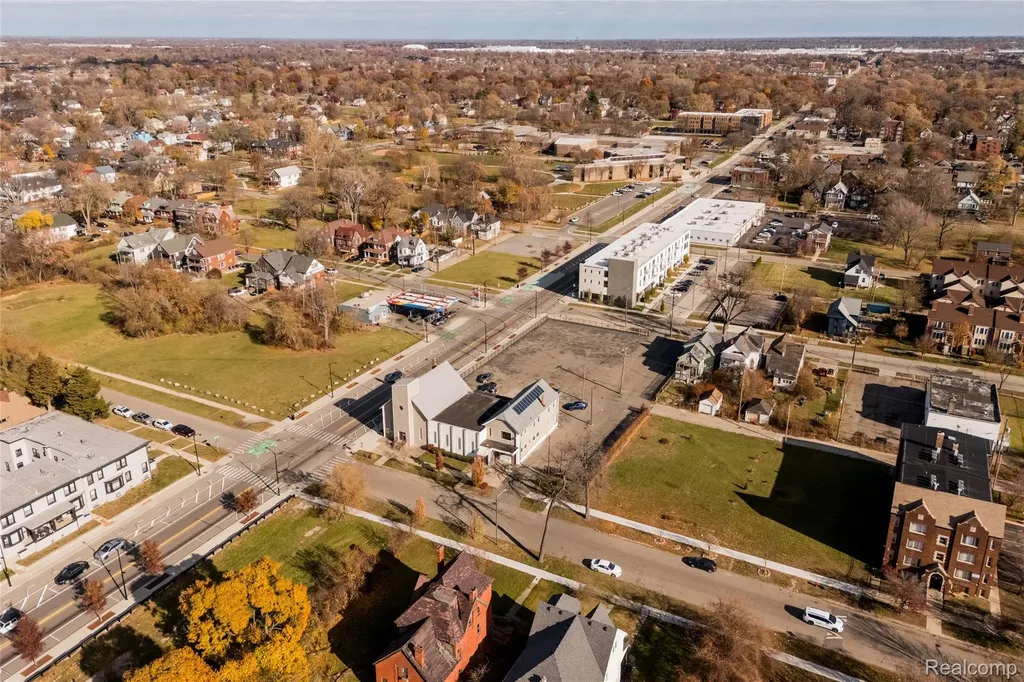 7319 Kercheval Street Detroit City MI 48214