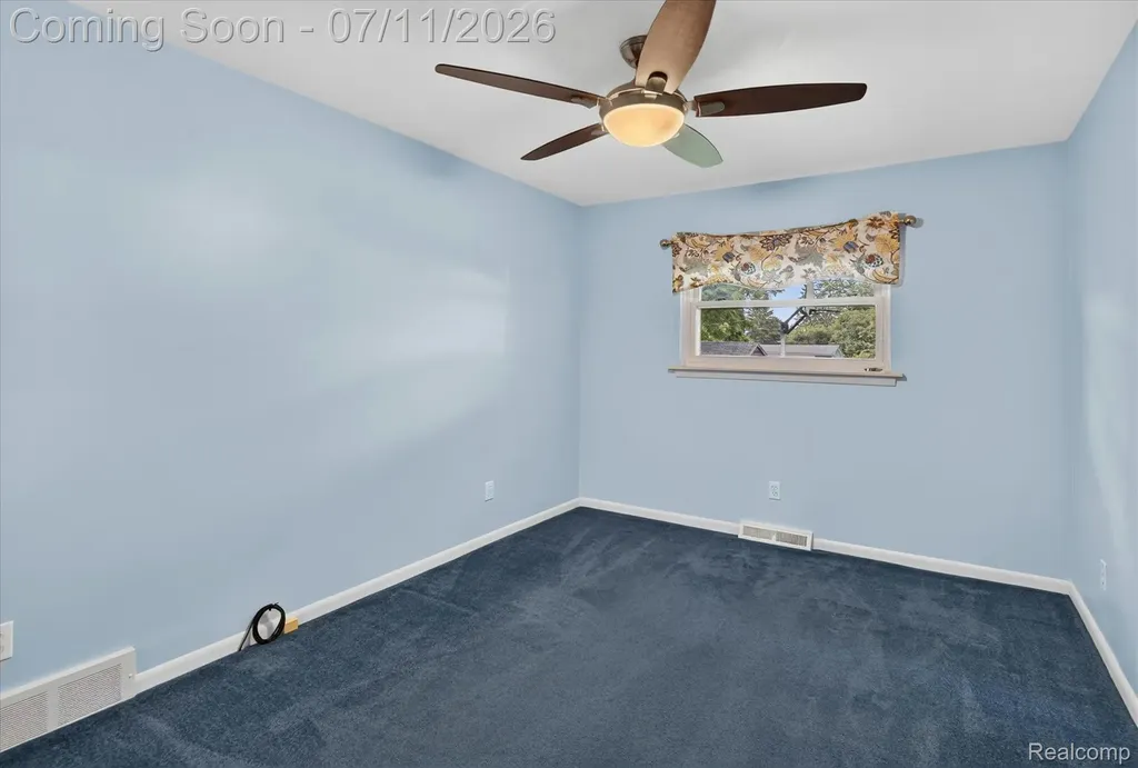2721 Edgefield Drive Waterford Charter Township MI 48328
