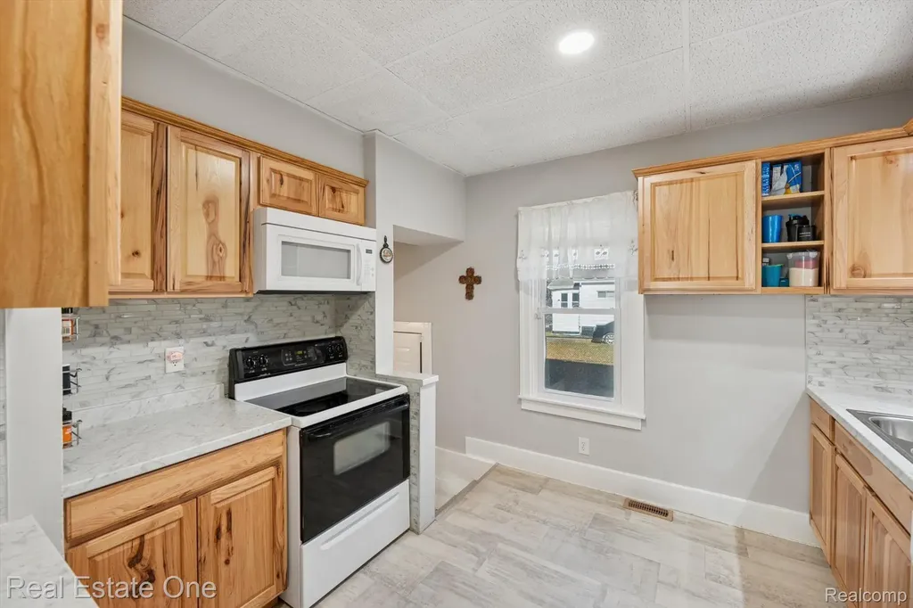 159 Dwight Street River Rouge City MI 48218