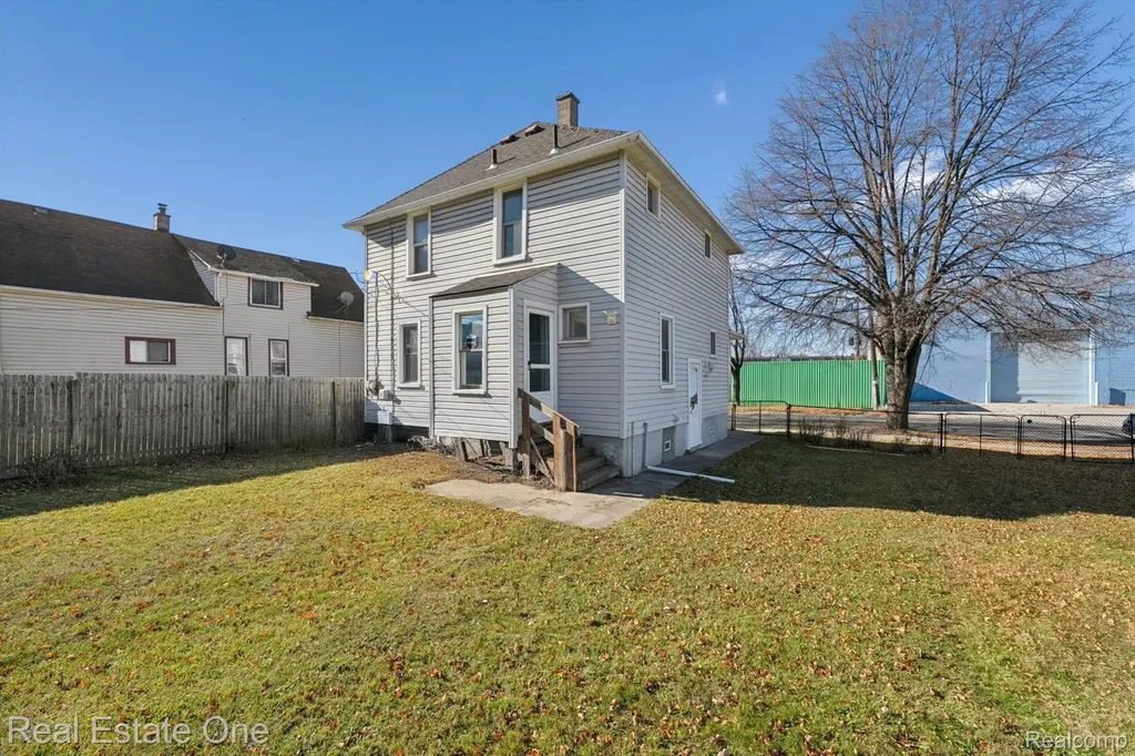 159 Dwight Street River Rouge City MI 48218