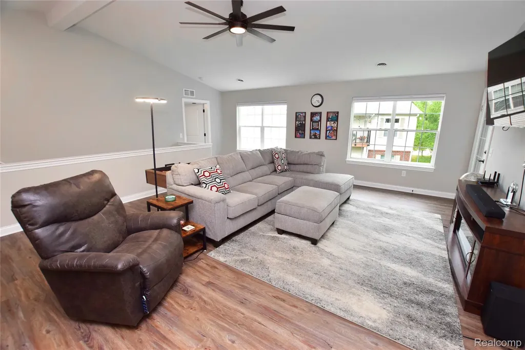 899 Watercress Lane Fenton City MI 48430