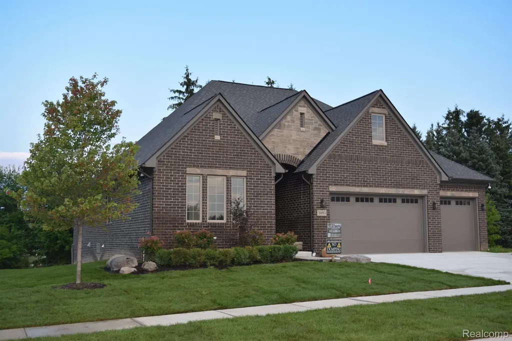 3093 Raffler Drive Rochester Hills City MI 48307