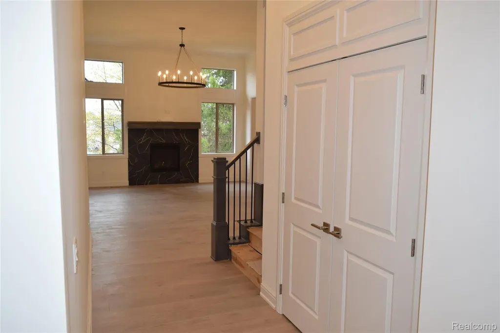 3093 Raffler Drive Rochester Hills City MI 48307