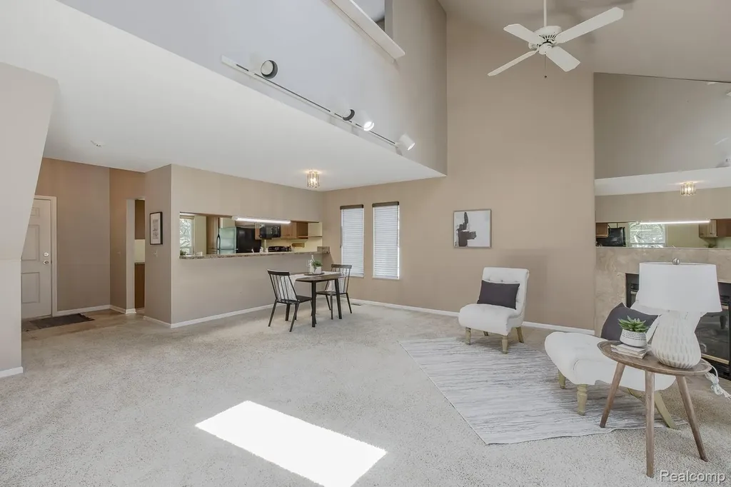 1074 Sandpiper Drive Waterford Charter Township MI 48328