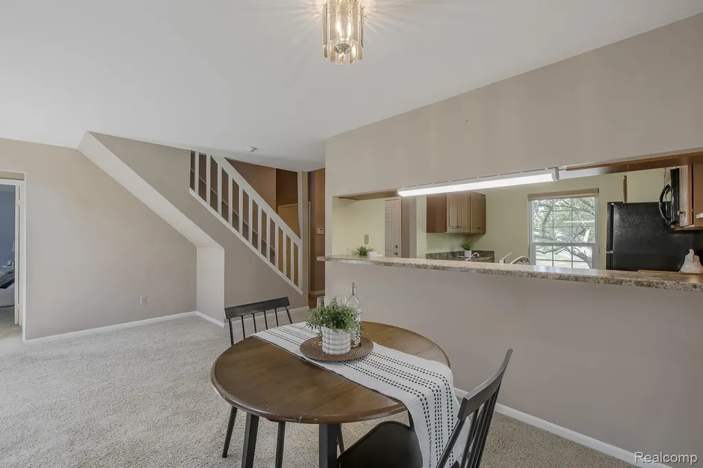 1074 Sandpiper Drive Waterford Charter Township MI 48328