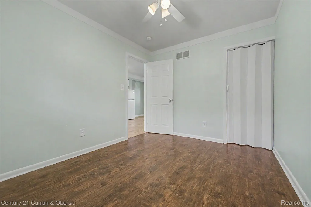 4222 Drouillard Street Lincoln Park City MI 48146