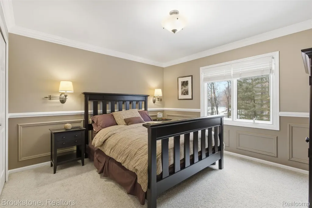 12170 Shaffer Road Springfield Charter Township MI 48350