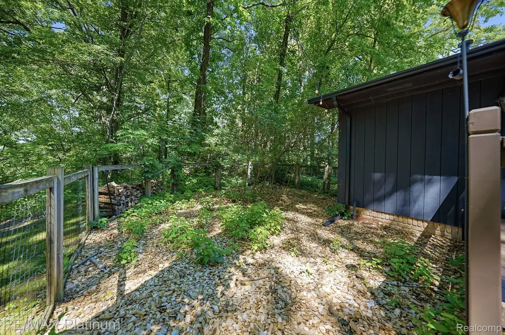 1245 Tracilee Drive Marion Township MI 48843