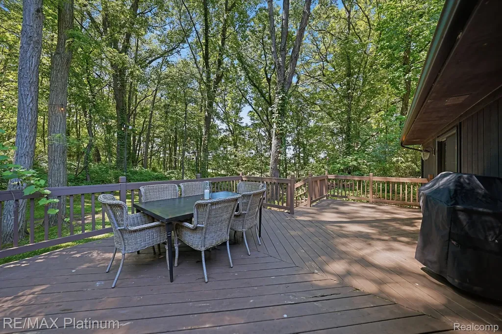 1245 Tracilee Drive Marion Township MI 48843