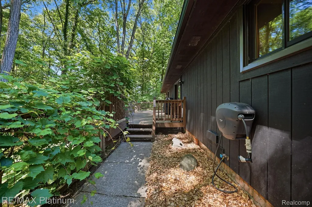 1245 Tracilee Drive Marion Township MI 48843