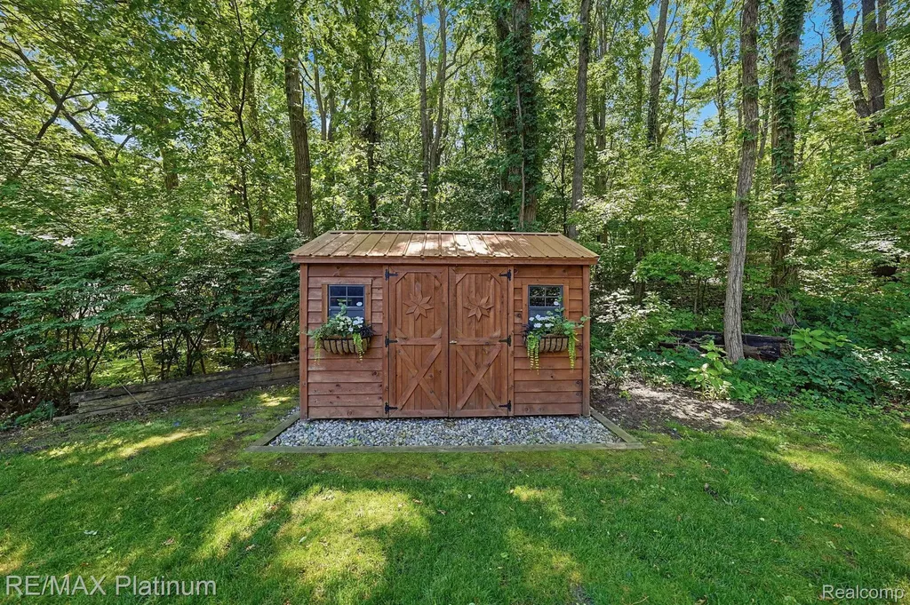 1245 Tracilee Drive Marion Township MI 48843