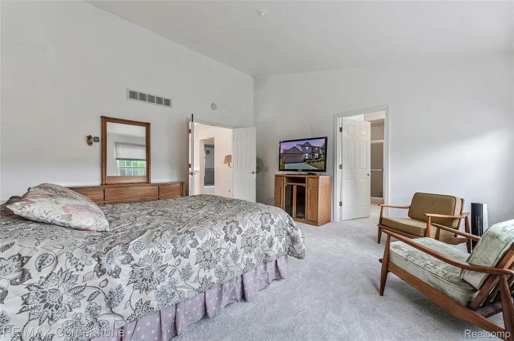8307 Parkside Drive Westland City MI 48185