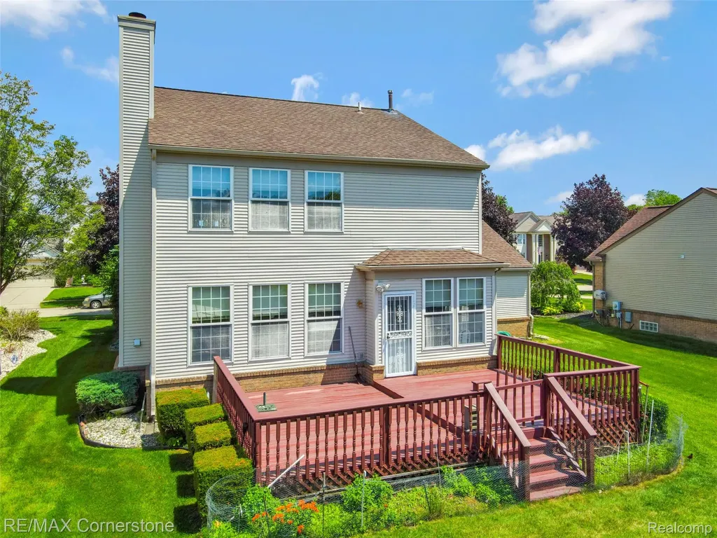 8307 Parkside Drive Westland City MI 48185