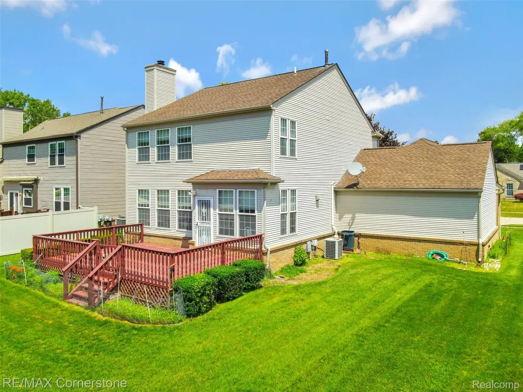 8307 Parkside Drive Westland City MI 48185