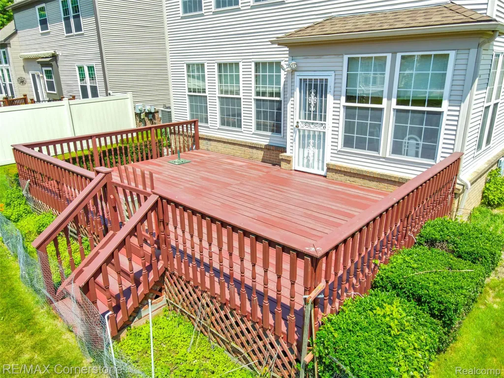 8307 Parkside Drive Westland City MI 48185