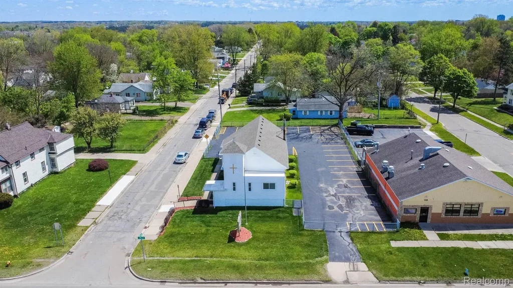 1196 Joslyn Avenue Pontiac City MI 48340
