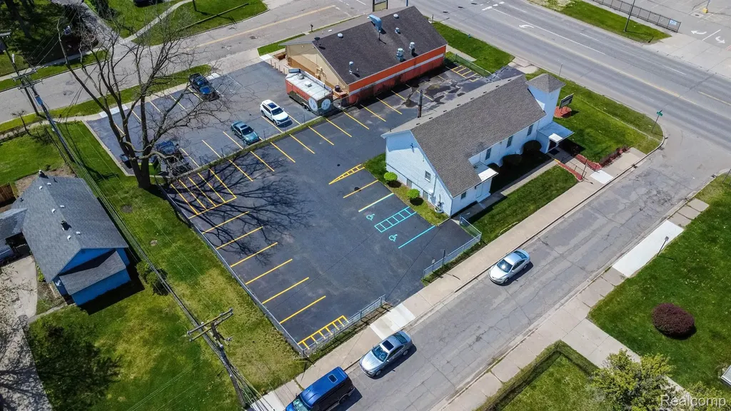 1196 Joslyn Avenue Pontiac City MI 48340