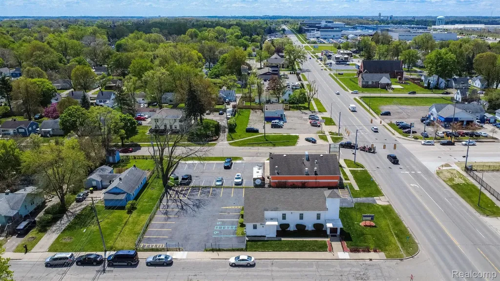 1196 Joslyn Avenue Pontiac City MI 48340