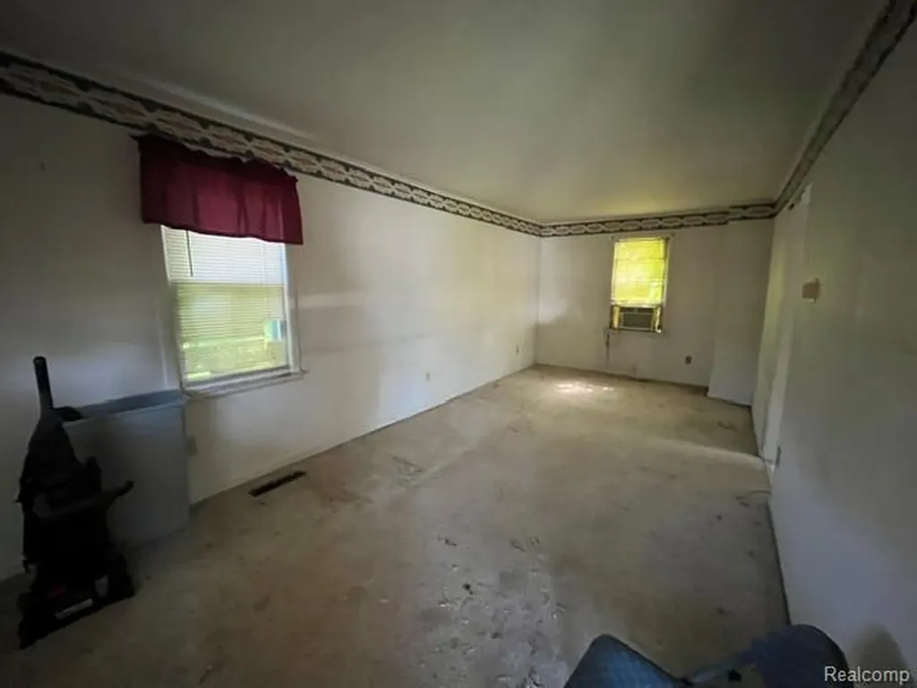 2180 Henry Ruff Road Garden City City MI 48135